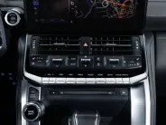Toyota Land Cruiser 300 Series, 2021 — экстерьер, фото 15