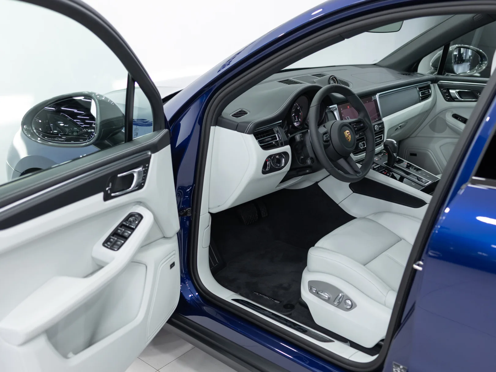 Porsche Macan T I Рестайлинг 2, 2025 — экстерьер, фото 7