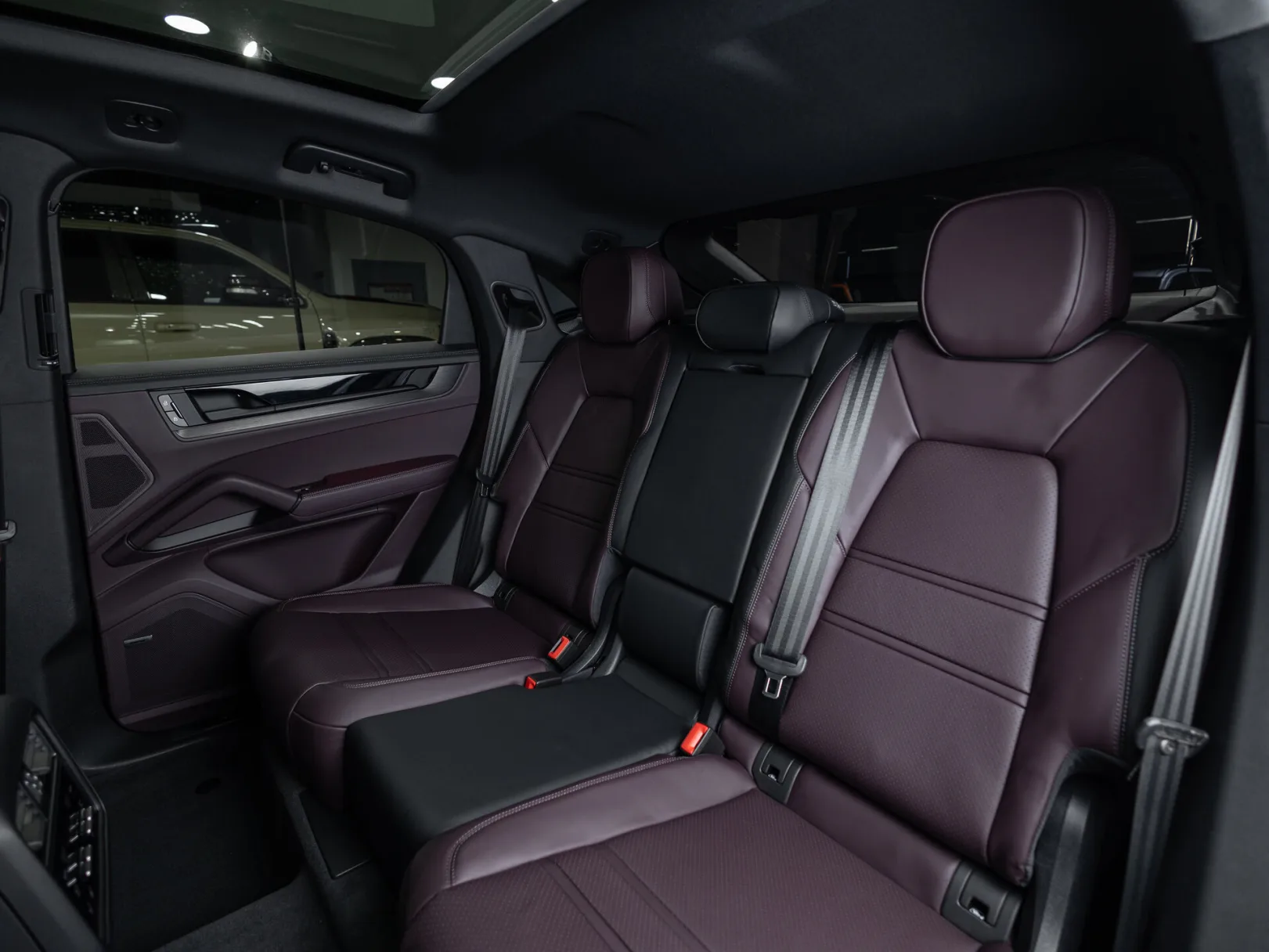 Porsche Cayenne Coupé III Рестайлинг, 2026 — экстерьер, фото 31