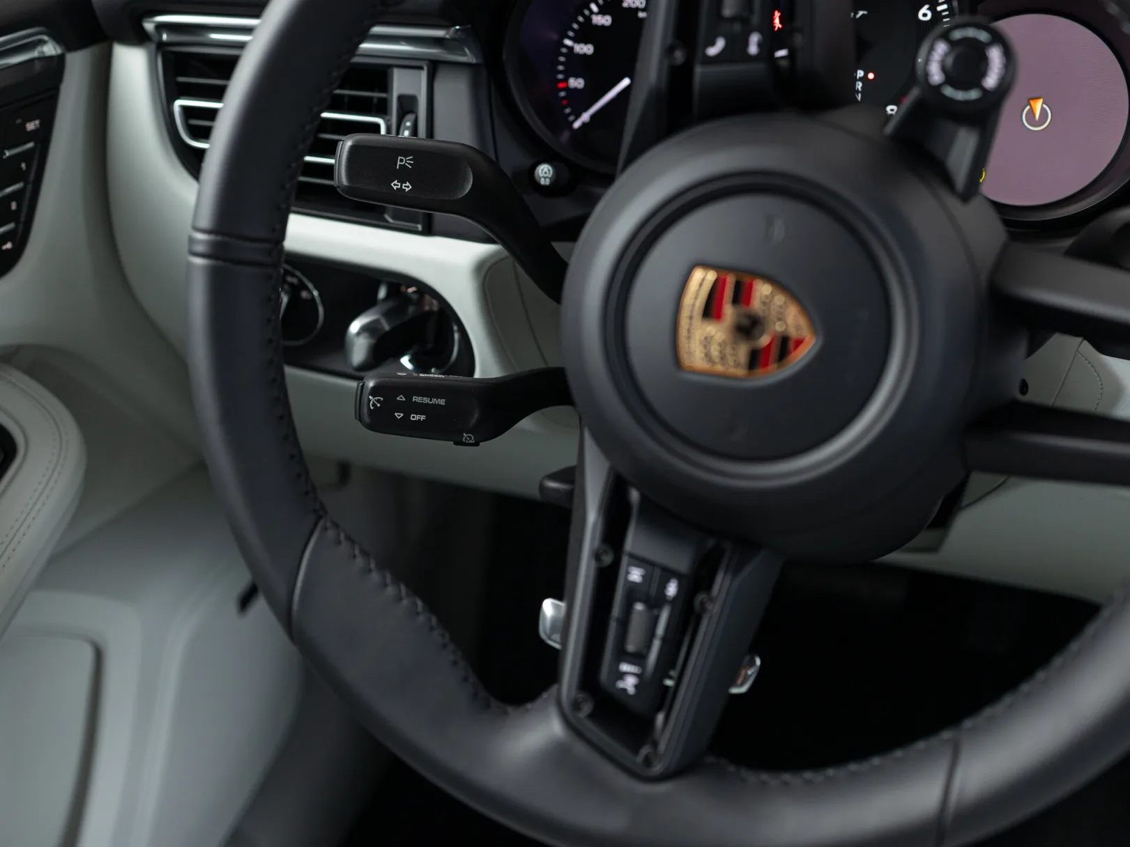 Porsche Macan T I Рестайлинг 2, 2025 — экстерьер, фото 17
