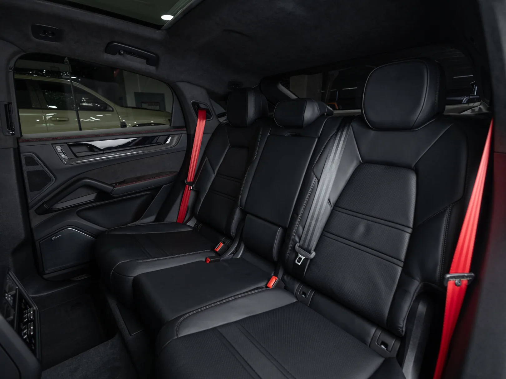 Porsche Cayenne GTS Coupé III Рестайлинг, 2026 — экстерьер, фото 32