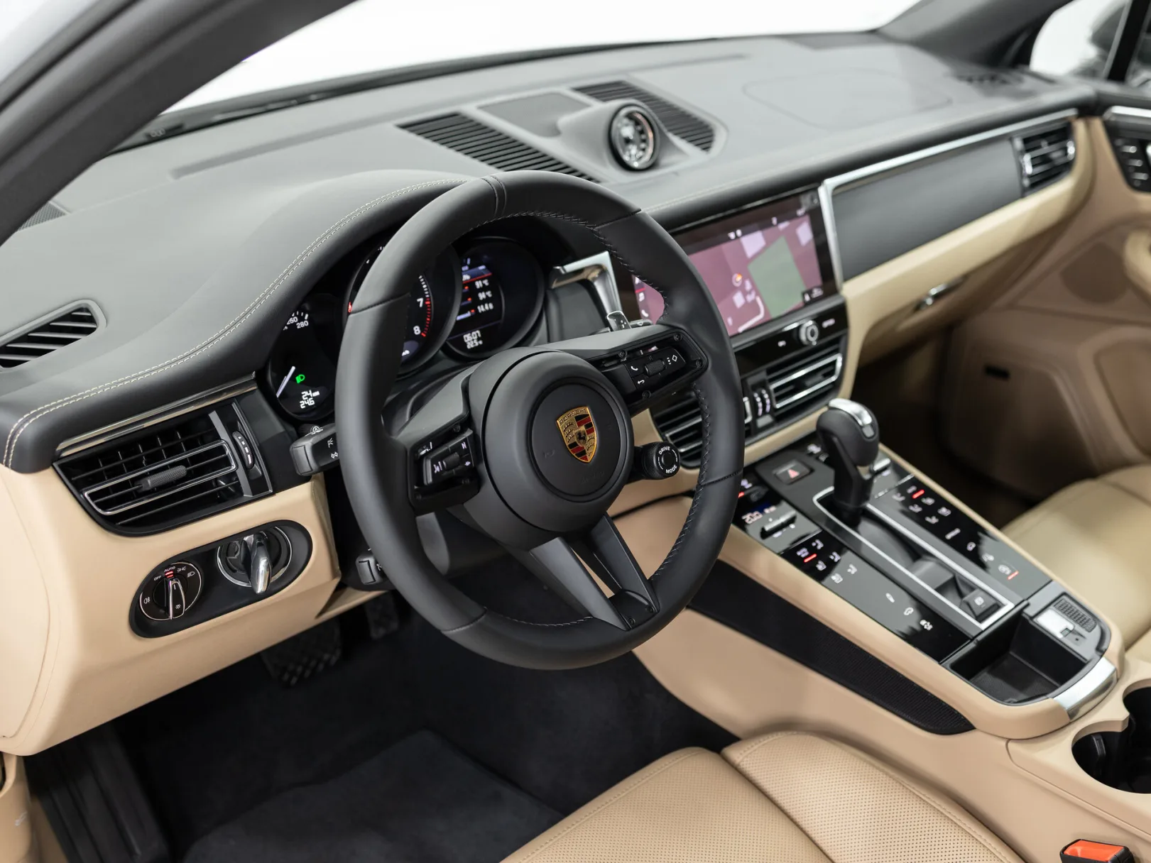 Porsche Macan T I Рестайлинг 2, 2026 — экстерьер, фото 10