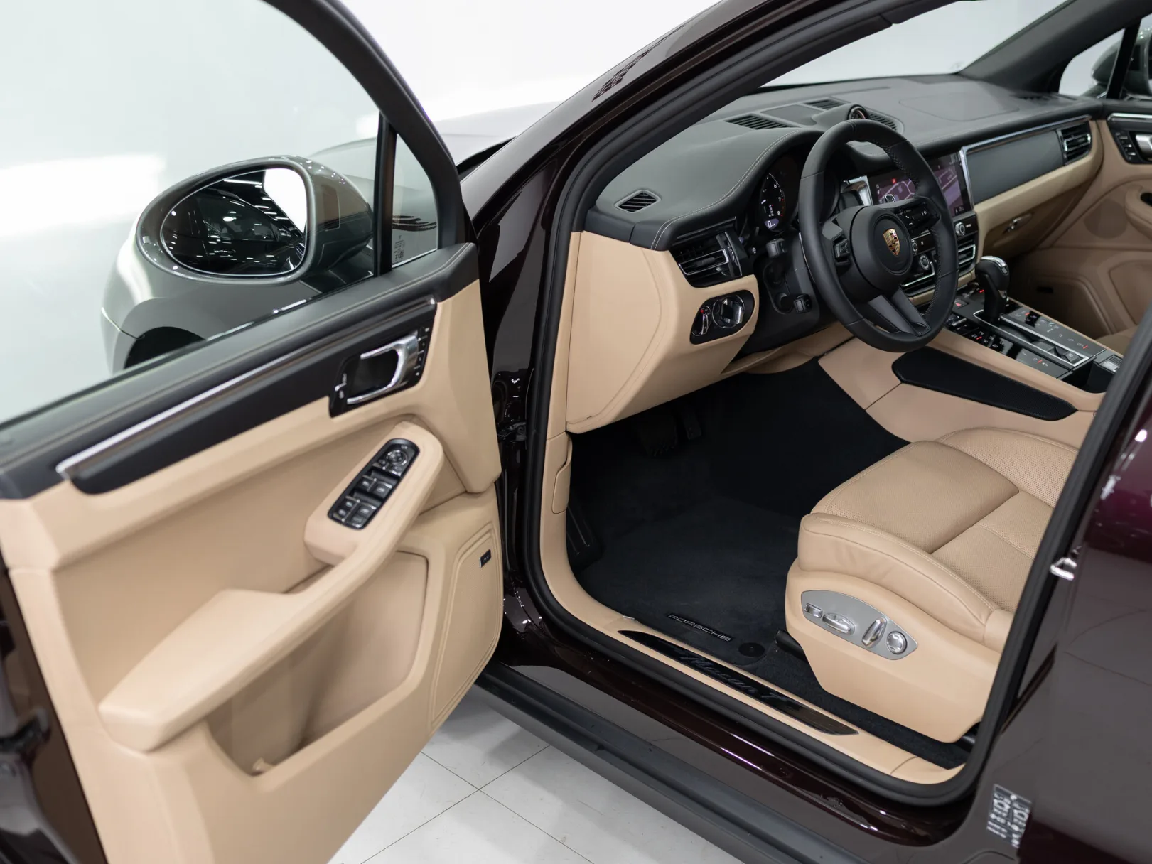 Porsche Macan T I Рестайлинг 2, 2025 — экстерьер, фото 7