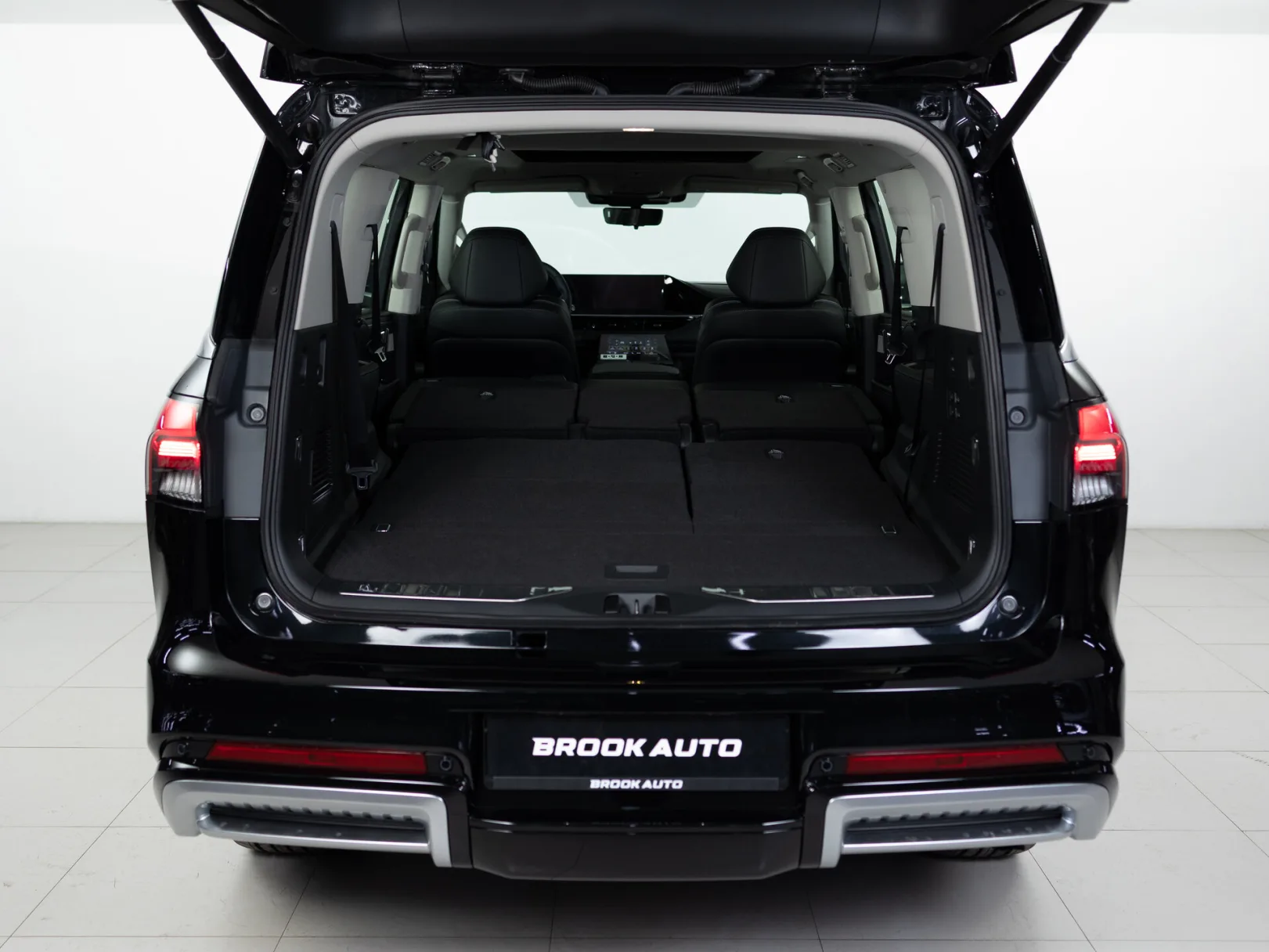 Infiniti QX80 Sensory II, 2026 — экстерьер, фото 36