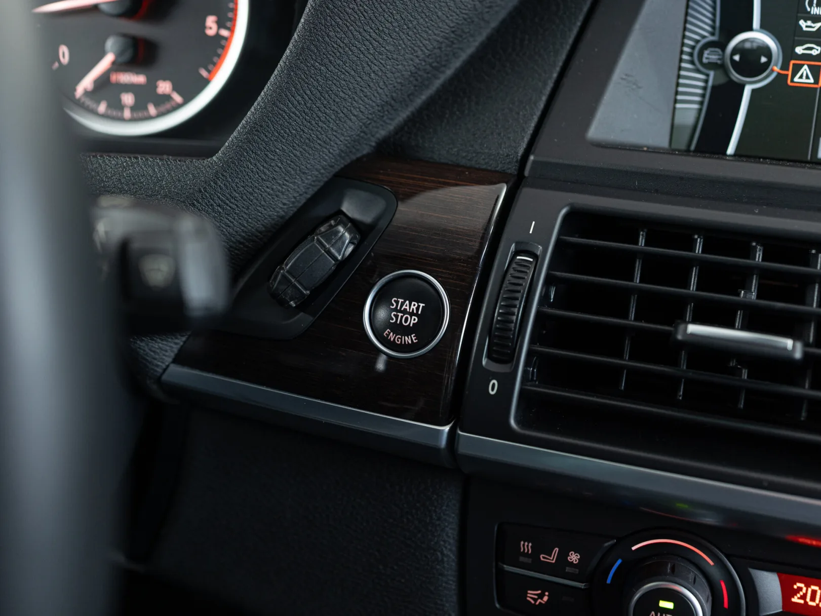 BMW X6 xDrive30d I (E71) Рестайлинг, 2014 — экстерьер, фото 15