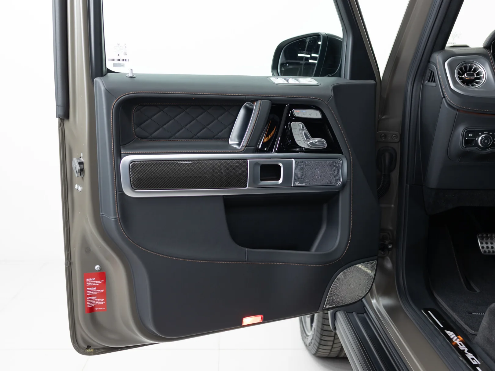 Mercedes-Benz G-Класс AMG G 63 II (W465) Рестайлинг, 2025 — экстерьер, фото 8