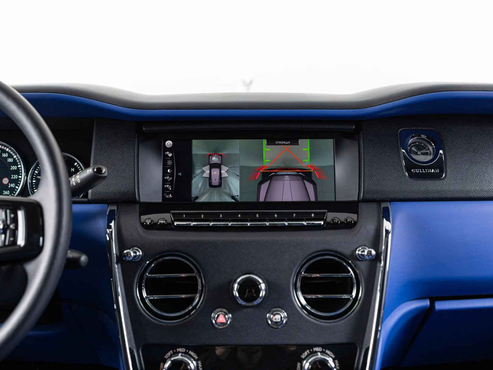 Rolls-Royce Cullinan Individual I (Series I), 2020 — экстерьер, фото 23
