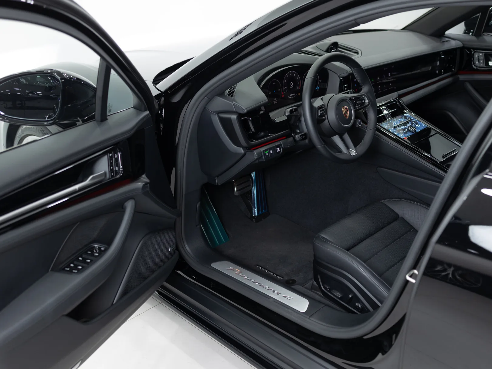 Porsche Panamera 4 III, 2024 — экстерьер, фото 7