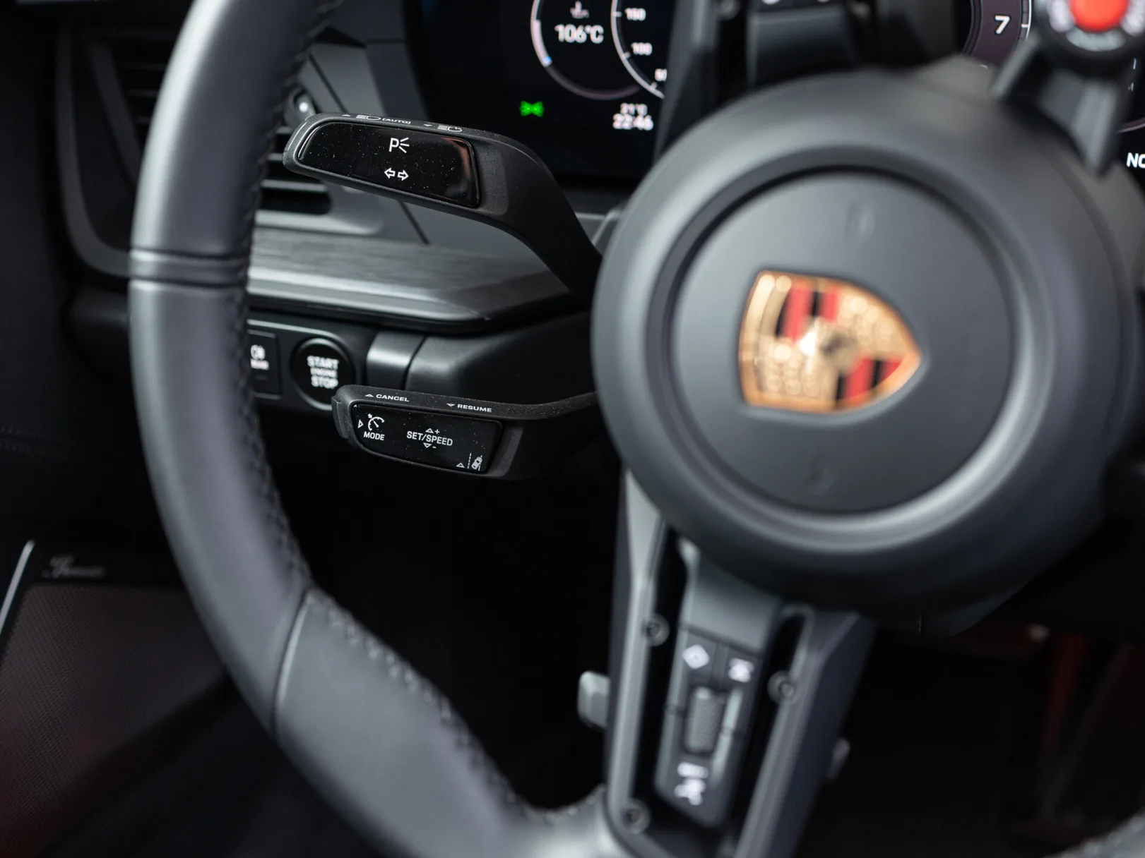 Porsche 911 Carrera 4 GTS VIII (992) Рестайлинг, 2025 — экстерьер, фото 23