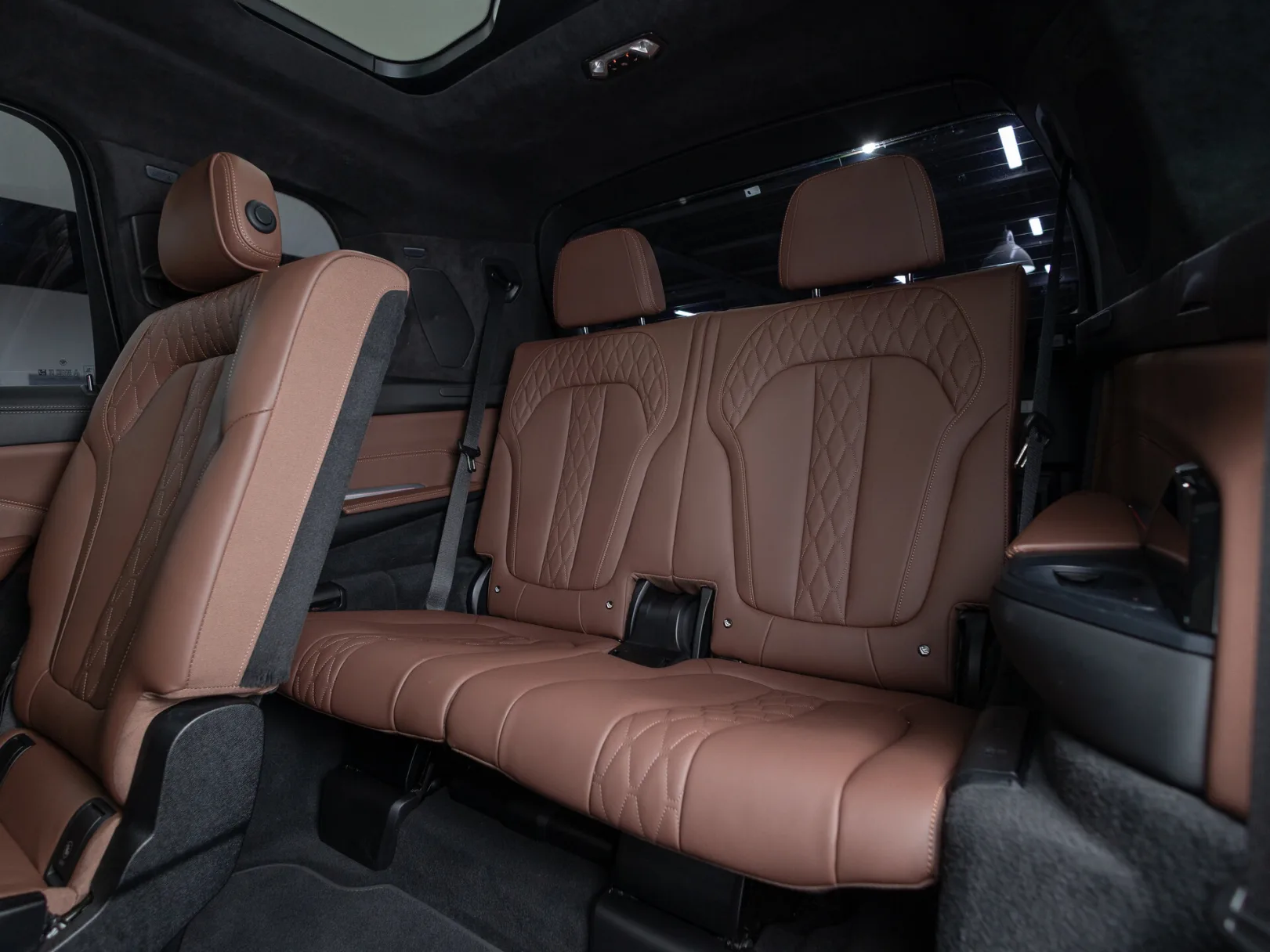BMW X7 xDrive30d M Sport Pro I (G07), 2022 — экстерьер, фото 29