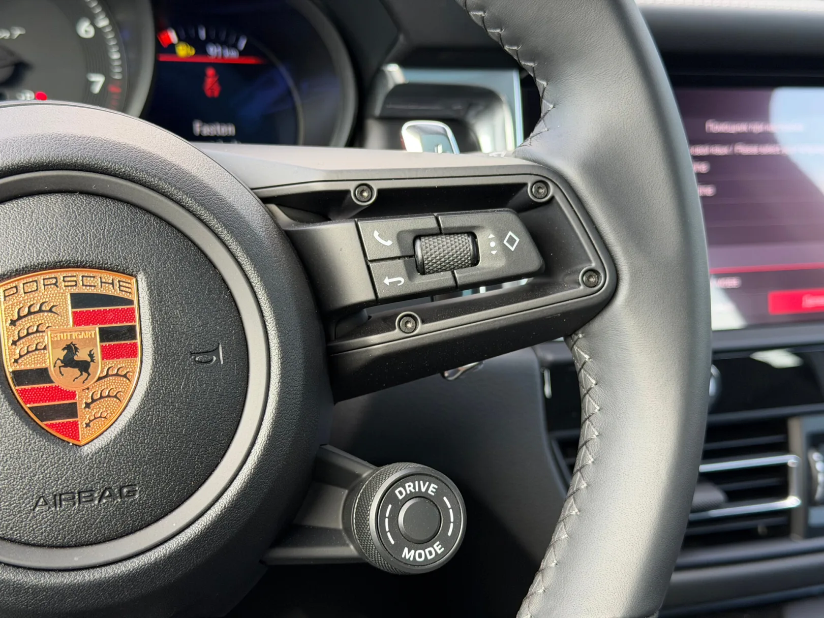 Porsche Macan T I Рестайлинг 2, 2026 — экстерьер, фото 18