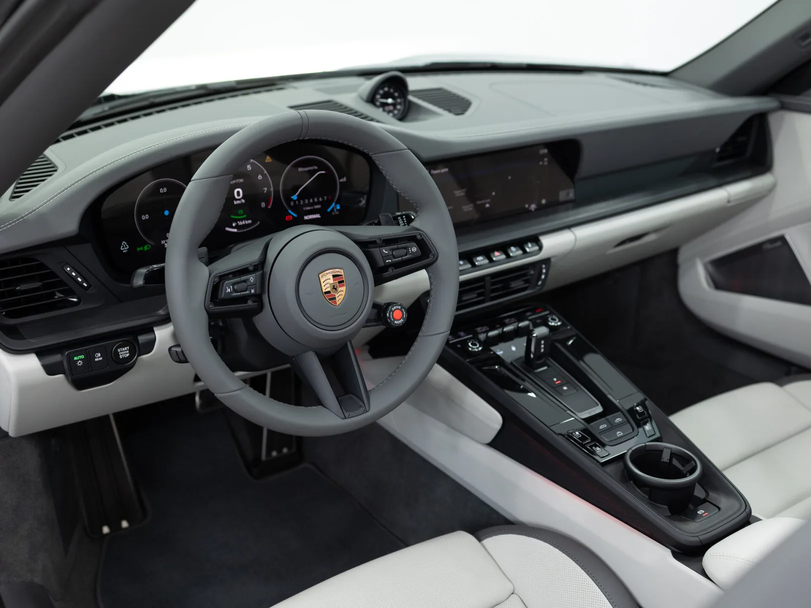 Porsche 911 Carrera 4 GTS VIII (992) Рестайлинг, 2025 — экстерьер, фото 15