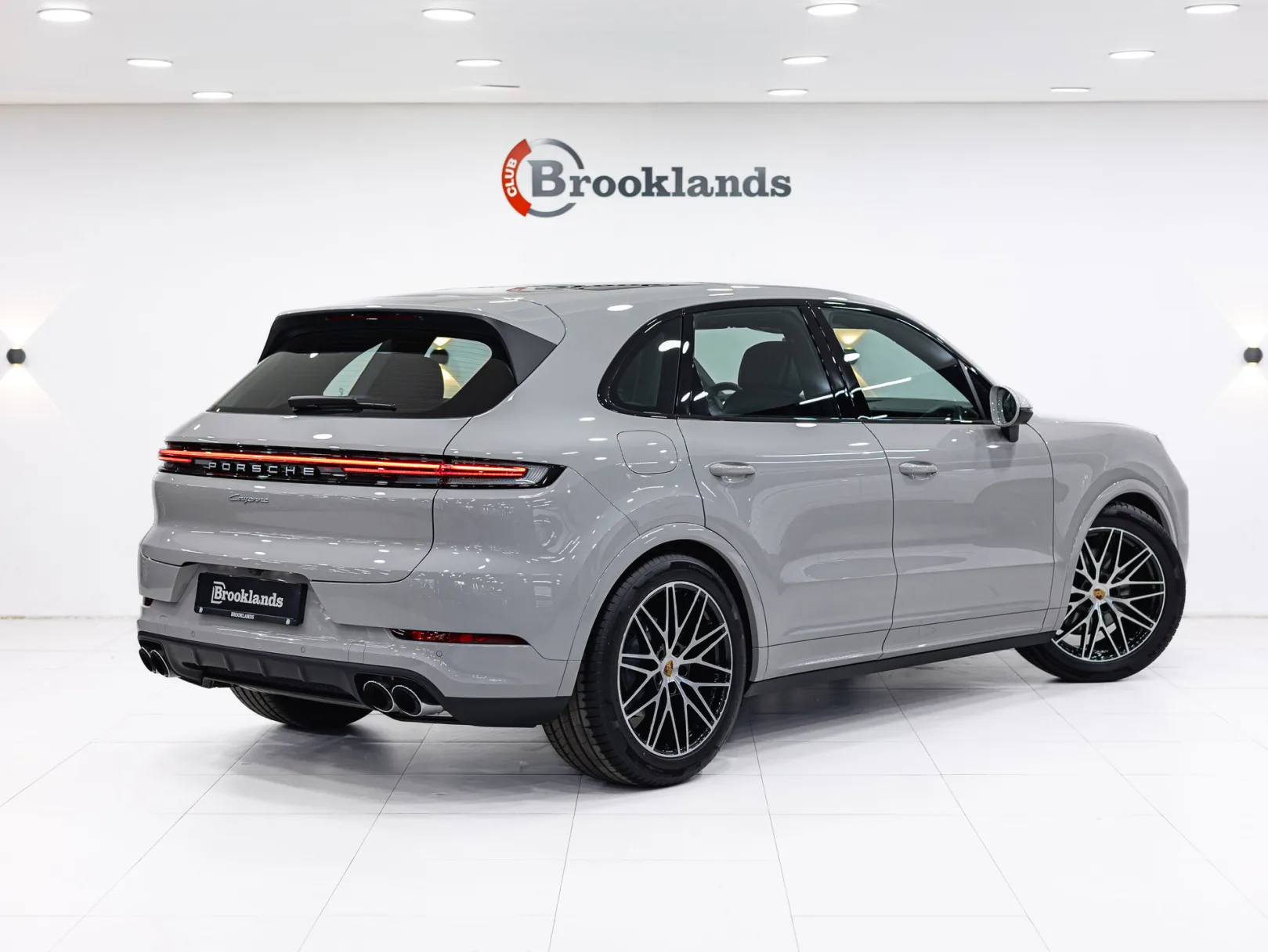 Porsche Cayenne Базовая III Рестайлинг, 2025 — экстерьер, фото 4