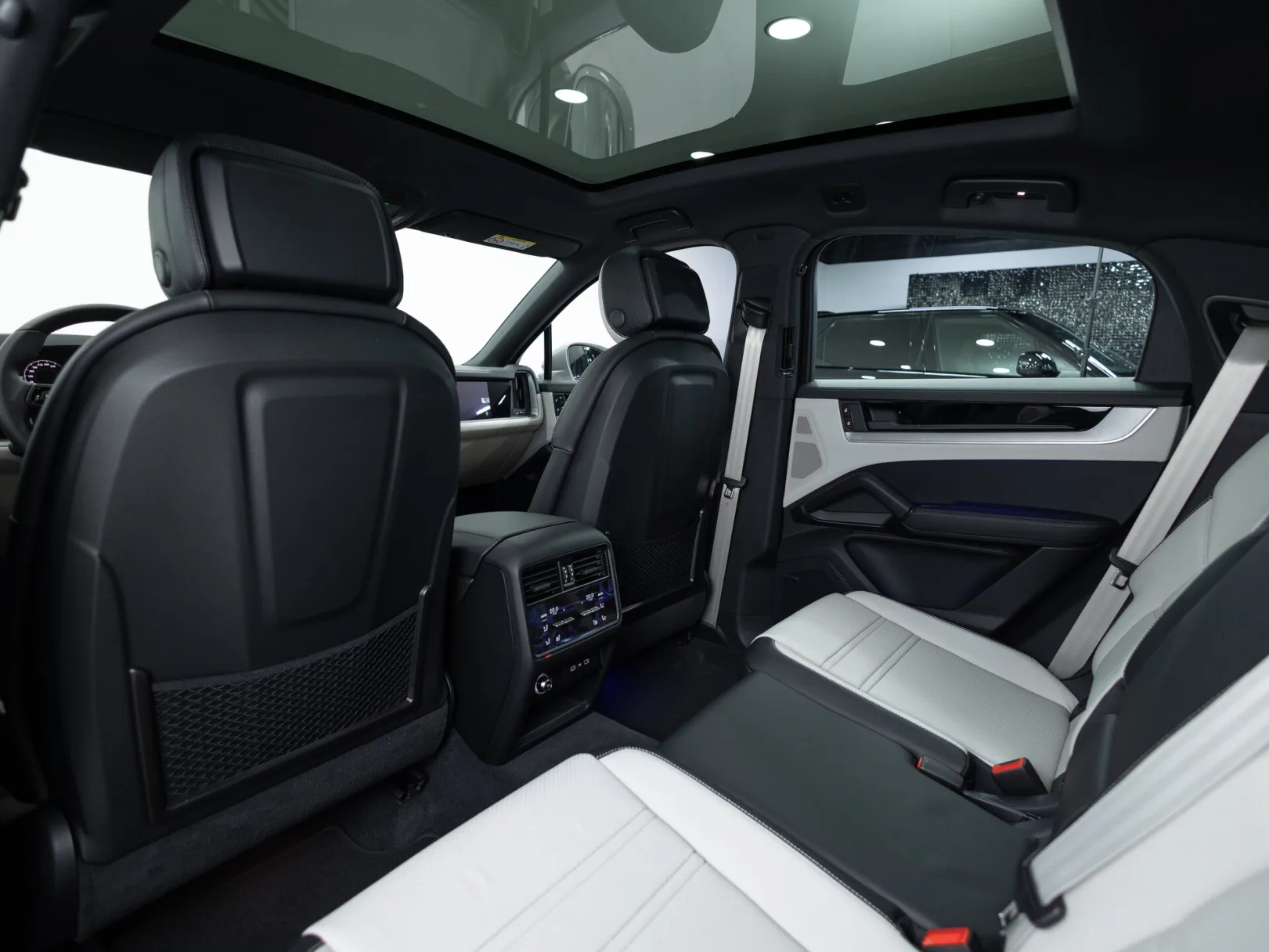 Porsche Cayenne Coupé III Рестайлинг, 2025 — экстерьер, фото 27
