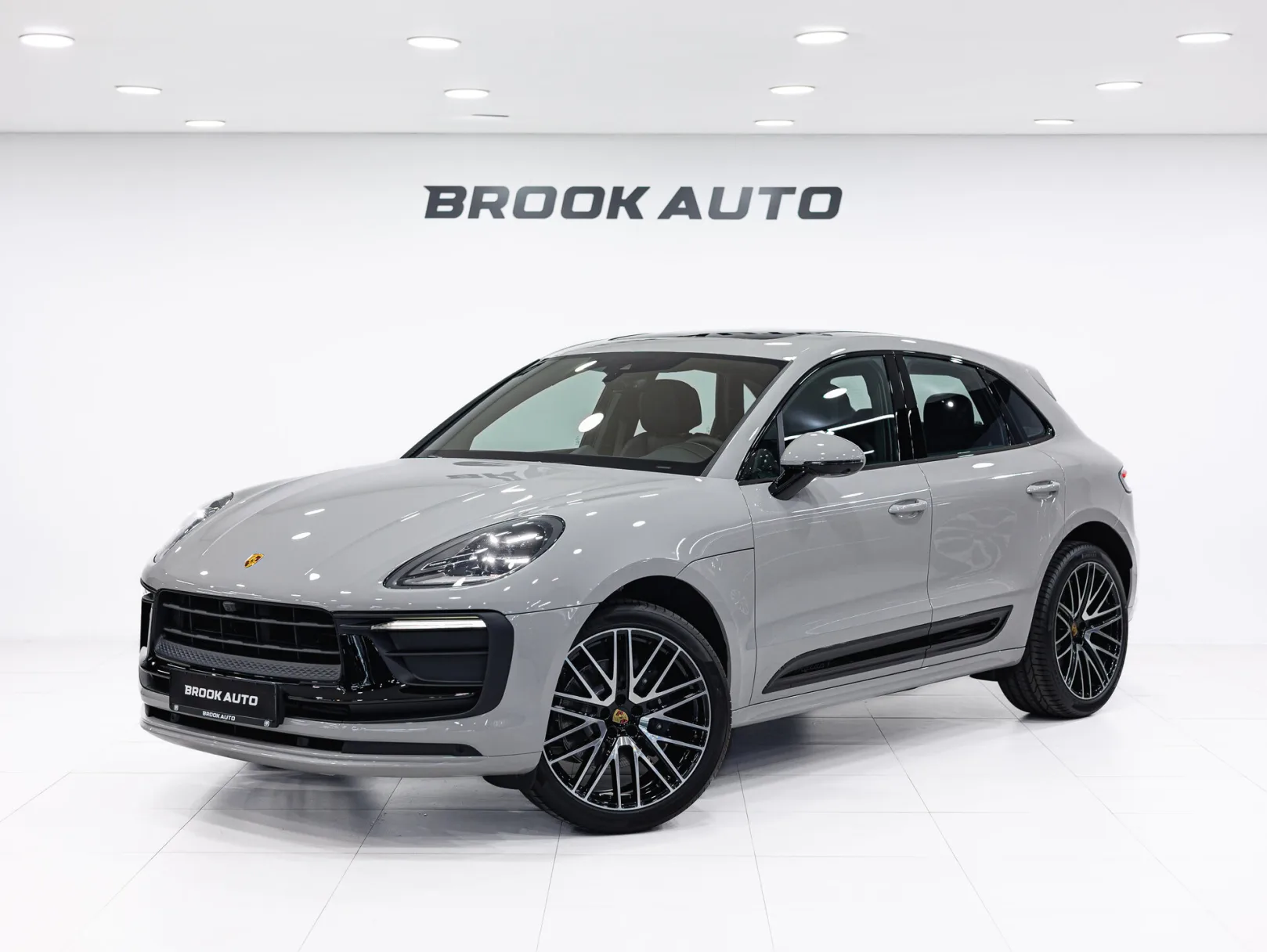 Porsche Macan T I Рестайлинг 2, 2025 — экстерьер, фото 1