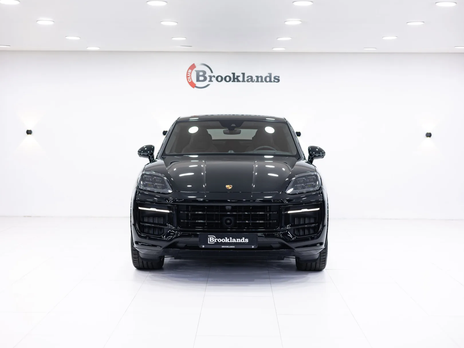 Porsche Cayenne GTS Coupé III Рестайлинг, 2024 — экстерьер, фото 2