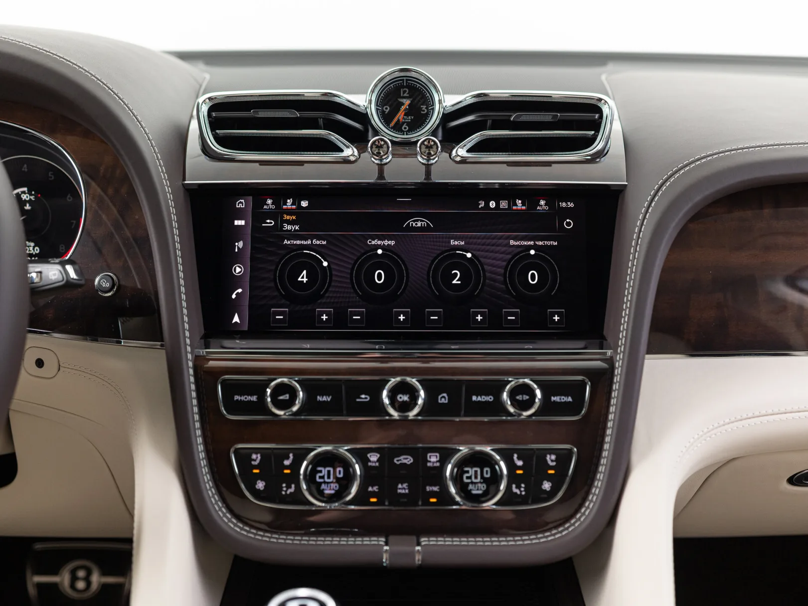 Bentley Bentayga Individual I Рестайлинг, 2022 — экстерьер, фото 28