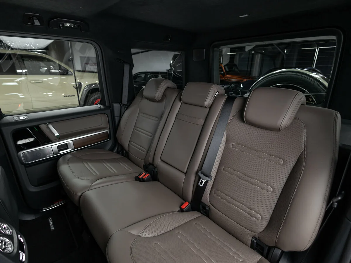 Mercedes-Benz G-Класс G 450 d AMG Line III (W465) Рестайлинг, 2026 — экстерьер, фото 31