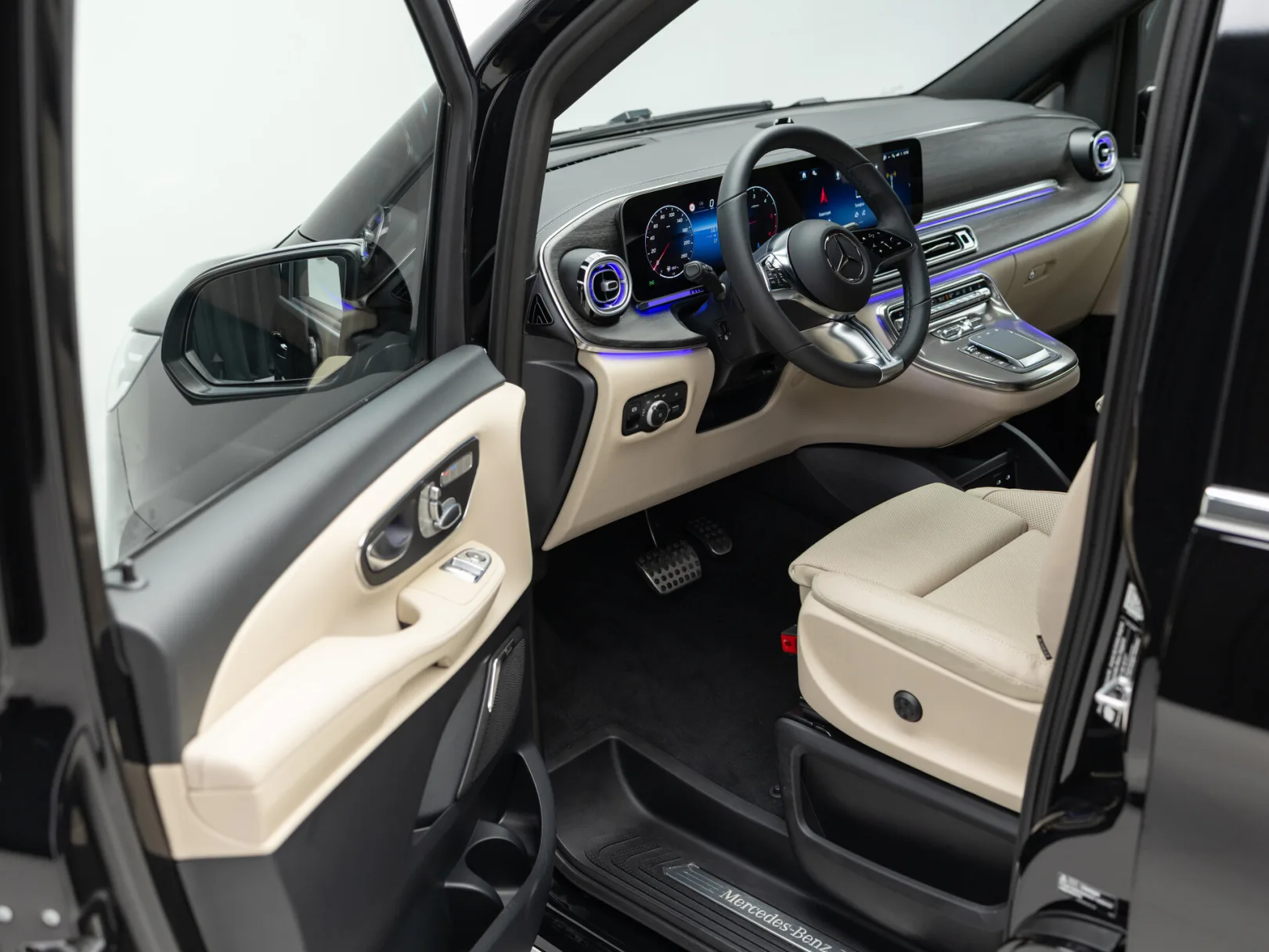 Mercedes-Benz V-Класс Exclusive III (W447) Рестайлинг 2, 2026 — экстерьер, фото 8
