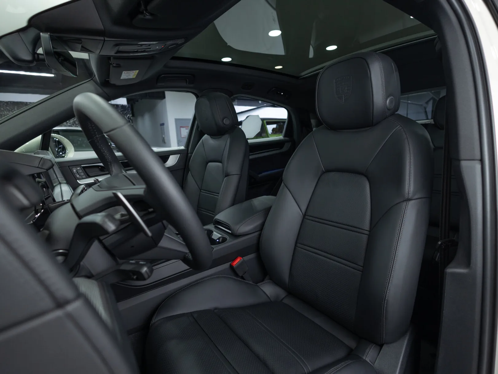 Porsche Cayenne Coupé III Рестайлинг, 2025 — экстерьер, фото 10