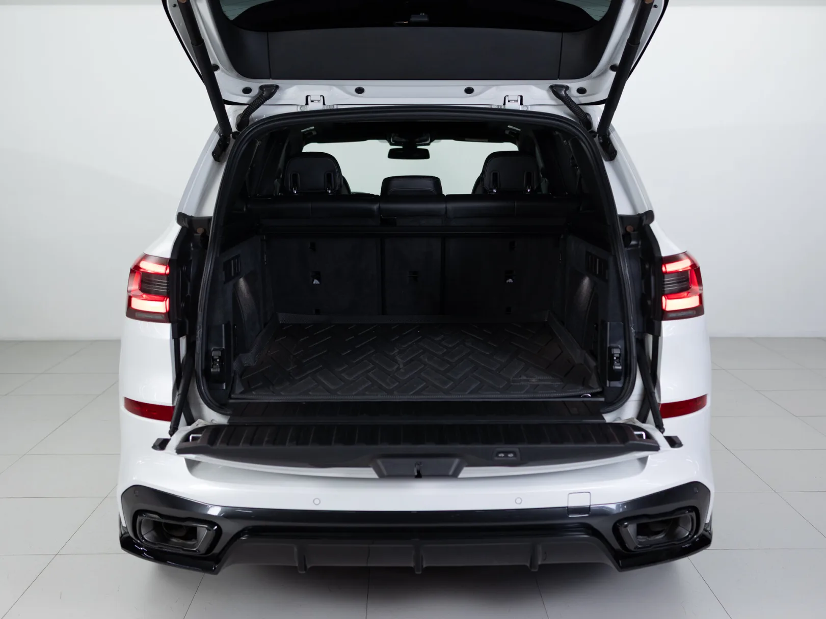 BMW X5 M50d IV (G05/G18), 2020 — экстерьер, фото 35