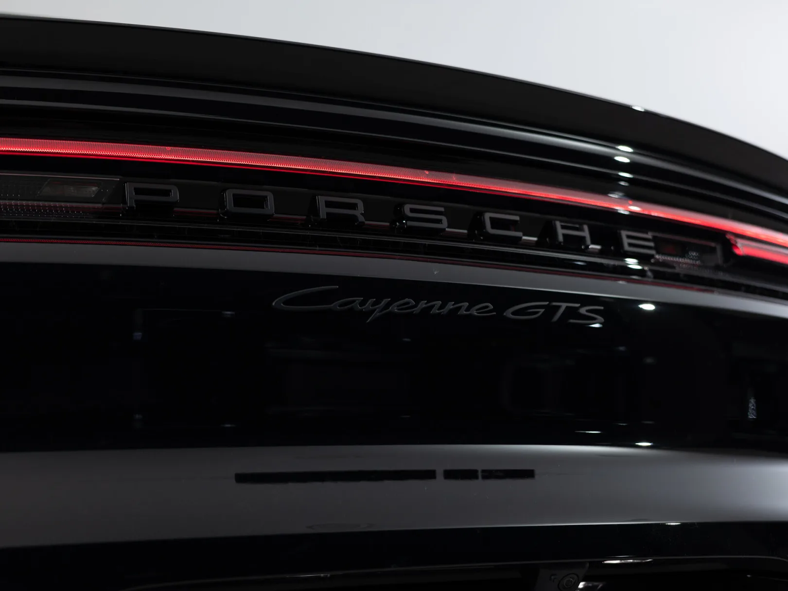 Porsche Cayenne GTS Coupé III Рестайлинг, 2026 — экстерьер, фото 36