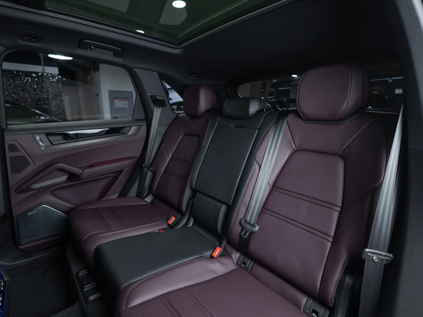 Porsche Cayenne Базовая III Рестайлинг, 2025 — экстерьер, фото 30