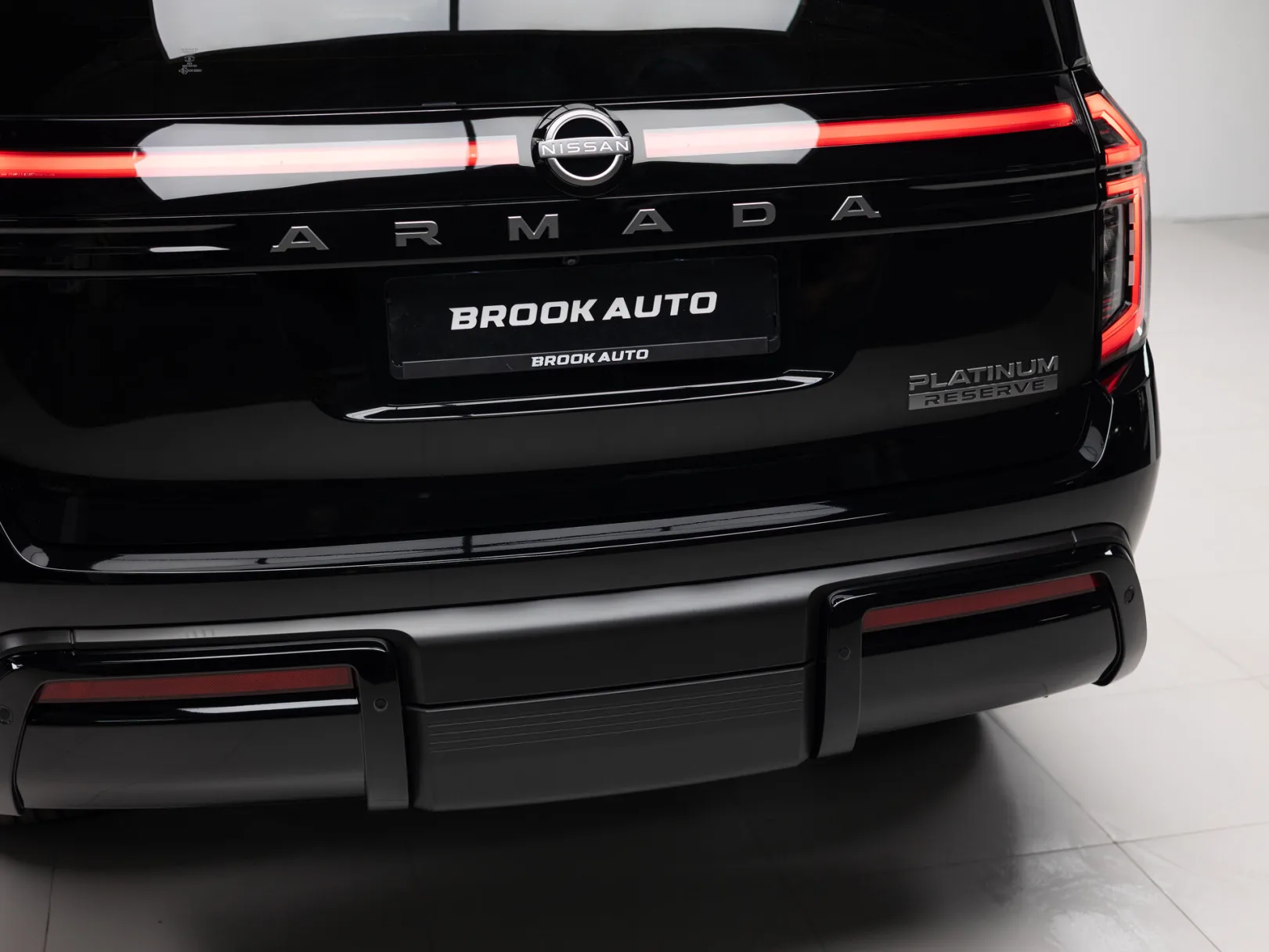 Nissan Armada Platinum Reserve III, 2025 — экстерьер, фото 36