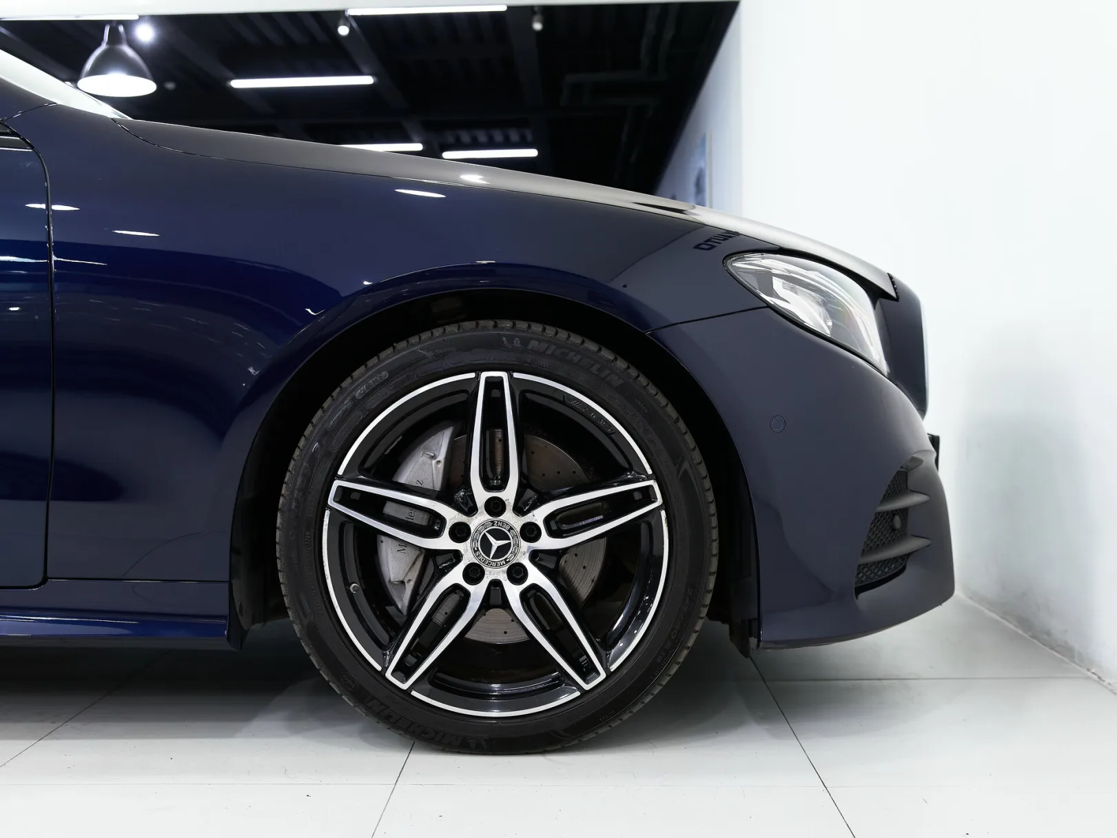Mercedes-Benz E-Класс E 200 4MATIC Sport V (W213, S213, C238), 2019 — экстерьер, фото 32