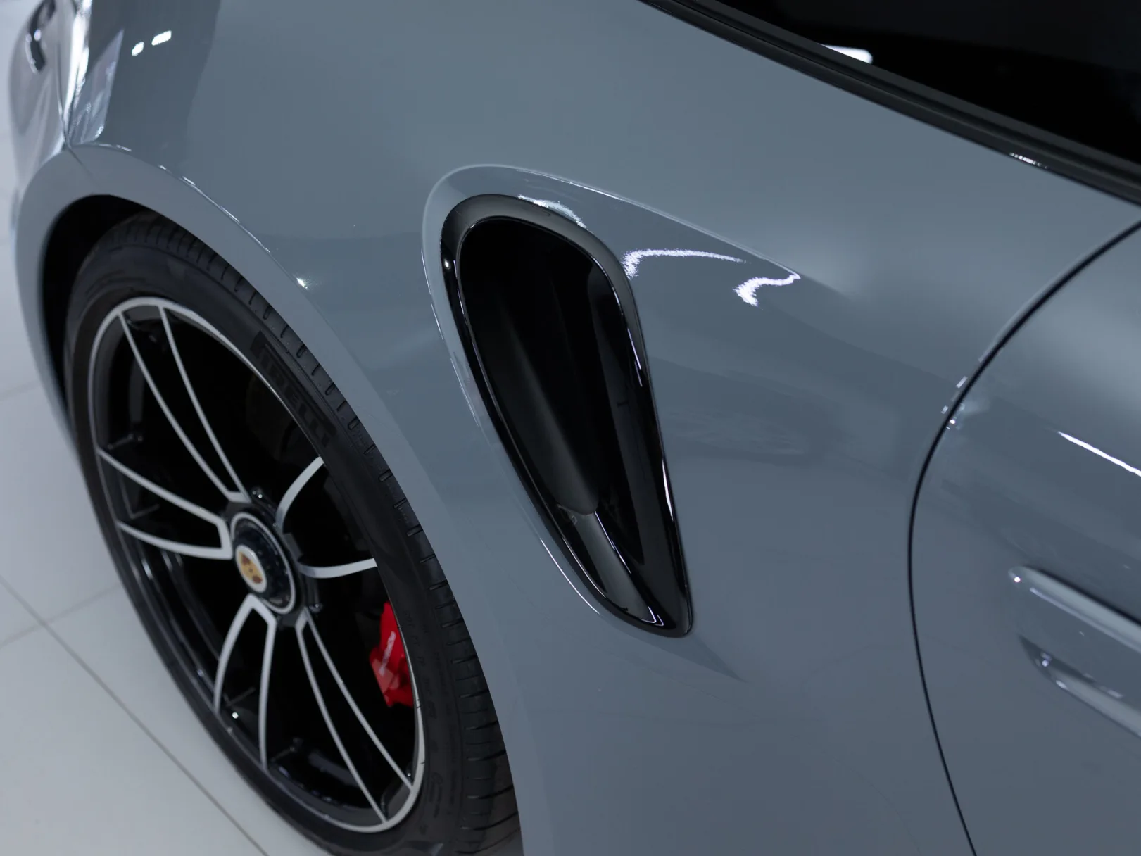 Porsche 911 VIII (992), 2023 — экстерьер, фото 34