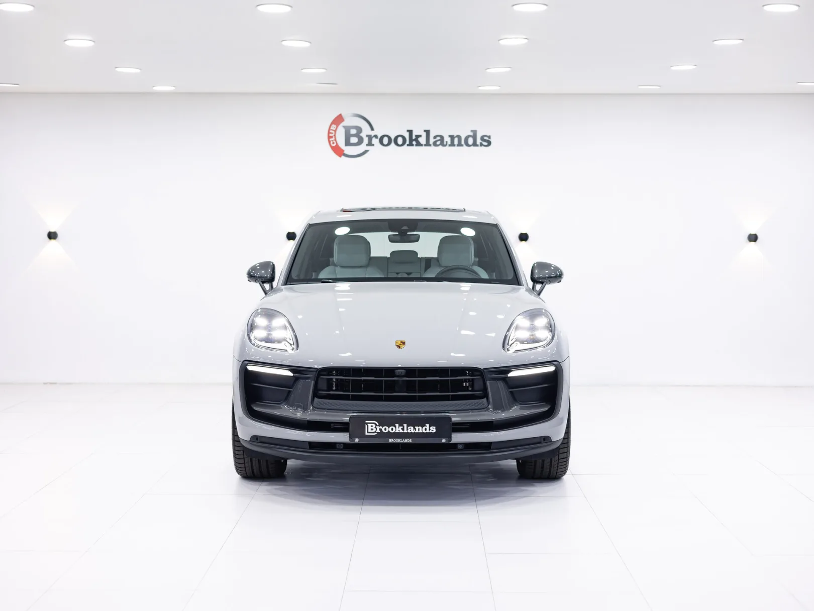 Porsche Macan T I Рестайлинг 2, 2024 — экстерьер, фото 2