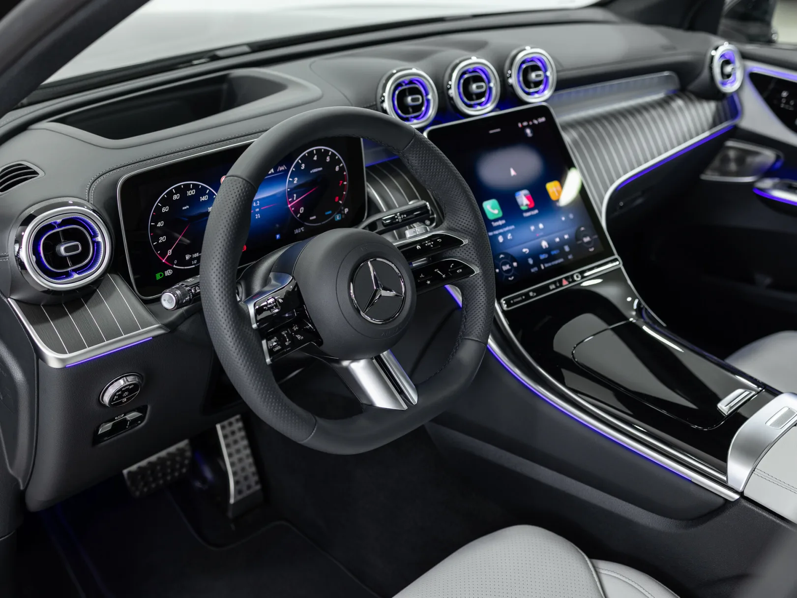 Mercedes-Benz GLC 300 4MATIC II (X254), 2025 — экстерьер, фото 10
