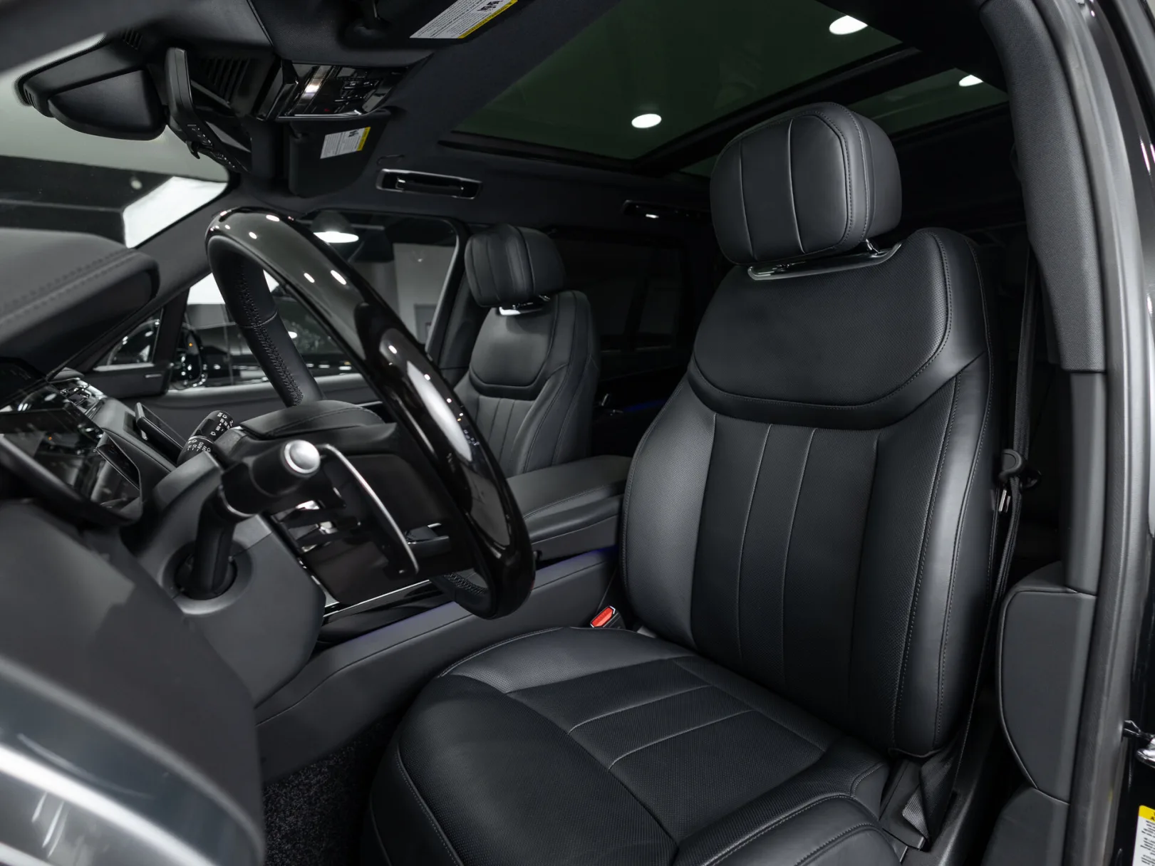 Land Rover Range Rover SE (USA) V, 2025 — экстерьер, фото 11