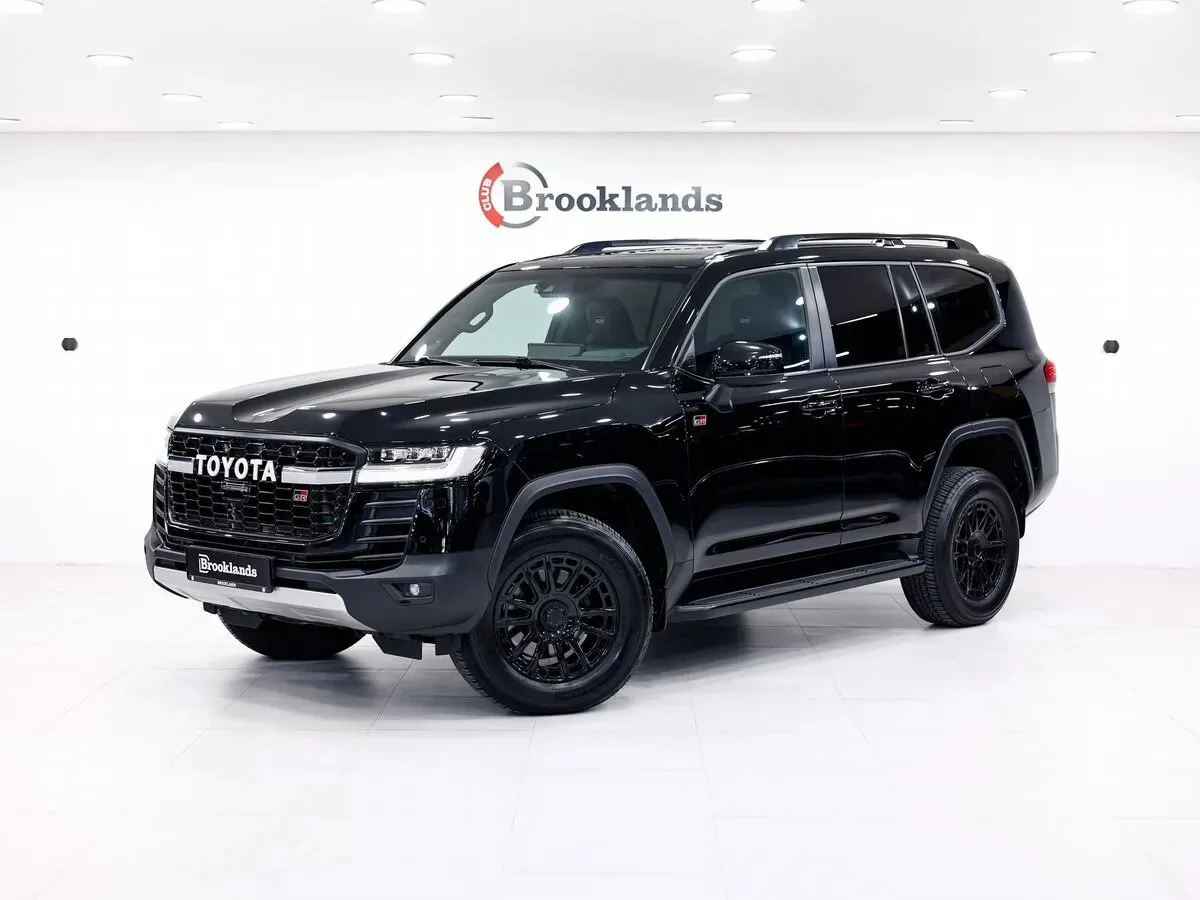 Toyota Land Cruiser 300 Series, 2021 — экстерьер, фото 1