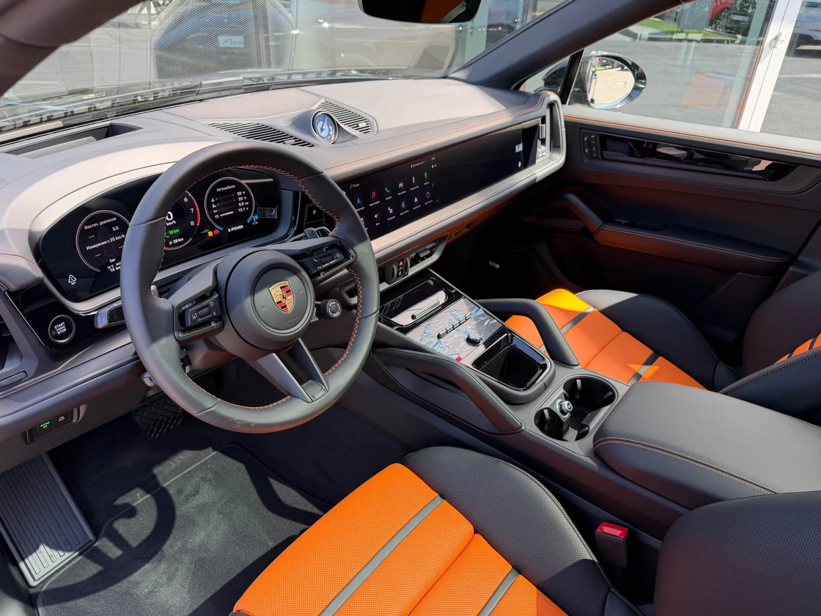 Porsche Cayenne E-Hybrid Coupé III Рестайлинг, 2026 — экстерьер, фото 9