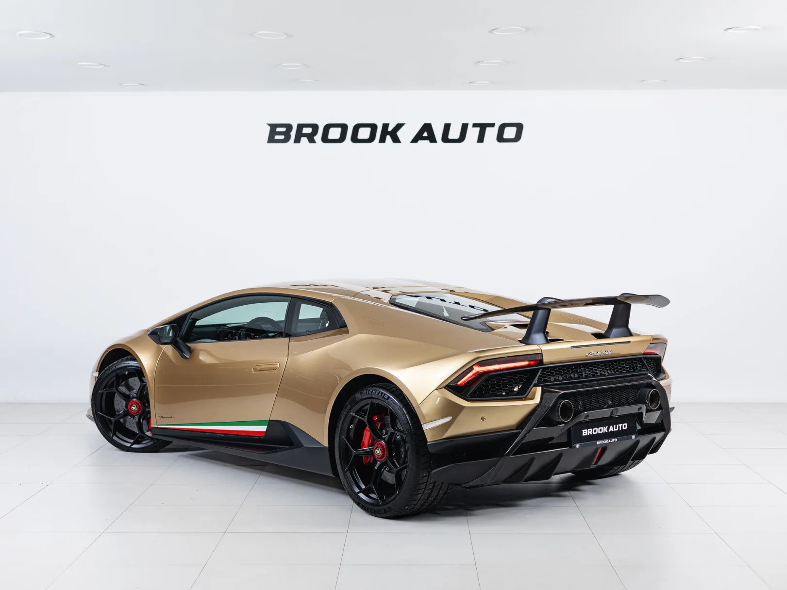 Lamborghini Huracán I, 2018 — экстерьер, фото 6