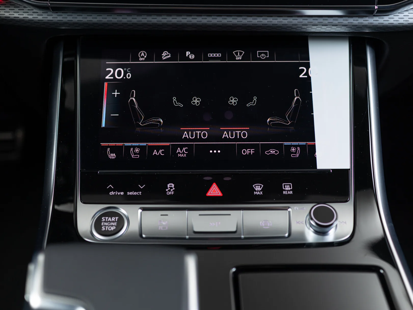 Audi Q8 50 TDI I (4M) Рестайлинг, 2025 — экстерьер, фото 17