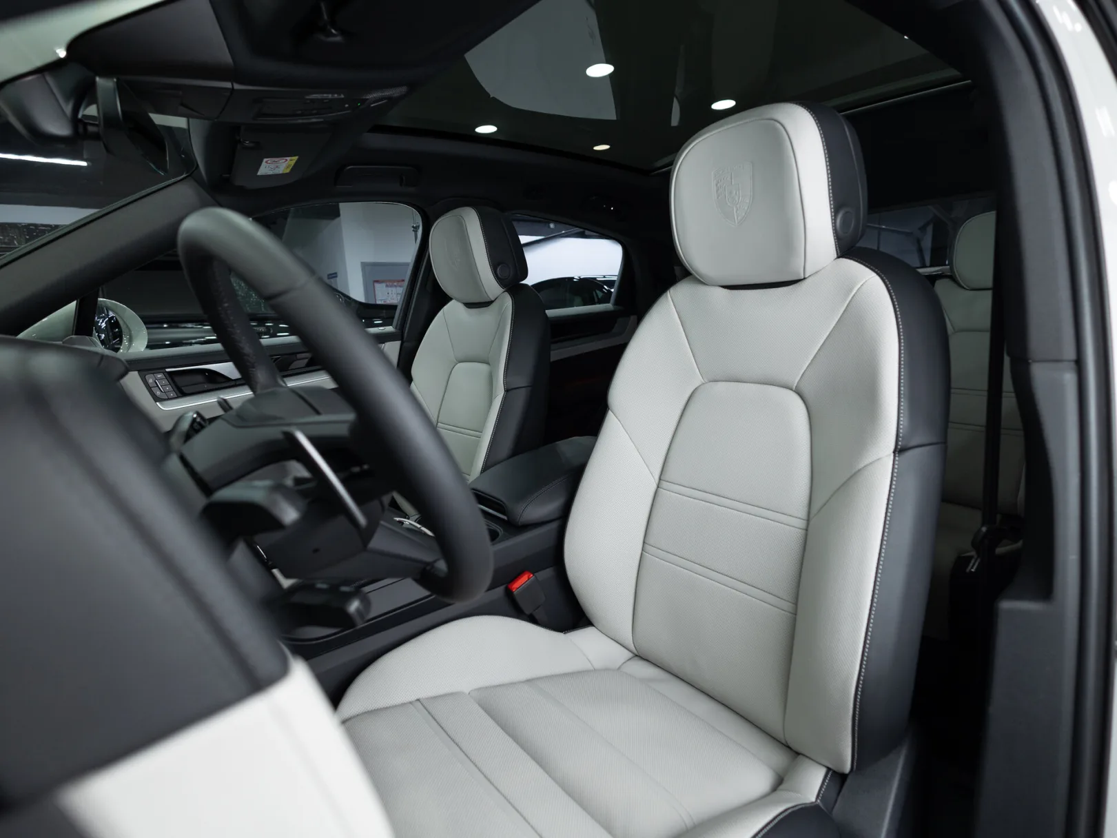 Porsche Cayenne Coupé III Рестайлинг, 2025 — экстерьер, фото 11
