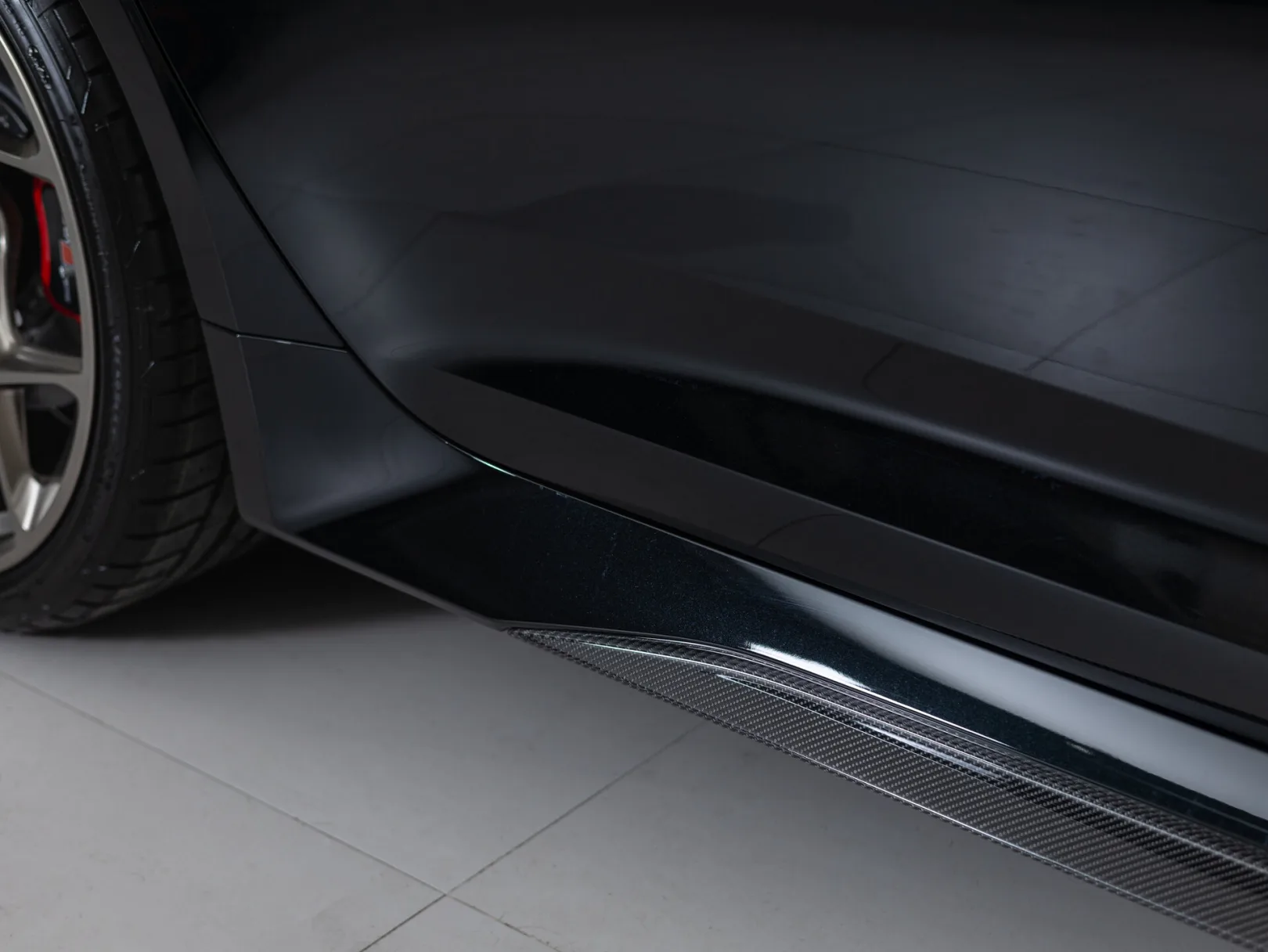 Audi RS 6 RS6 Avant performance IV (C8), 2025 — экстерьер, фото 33