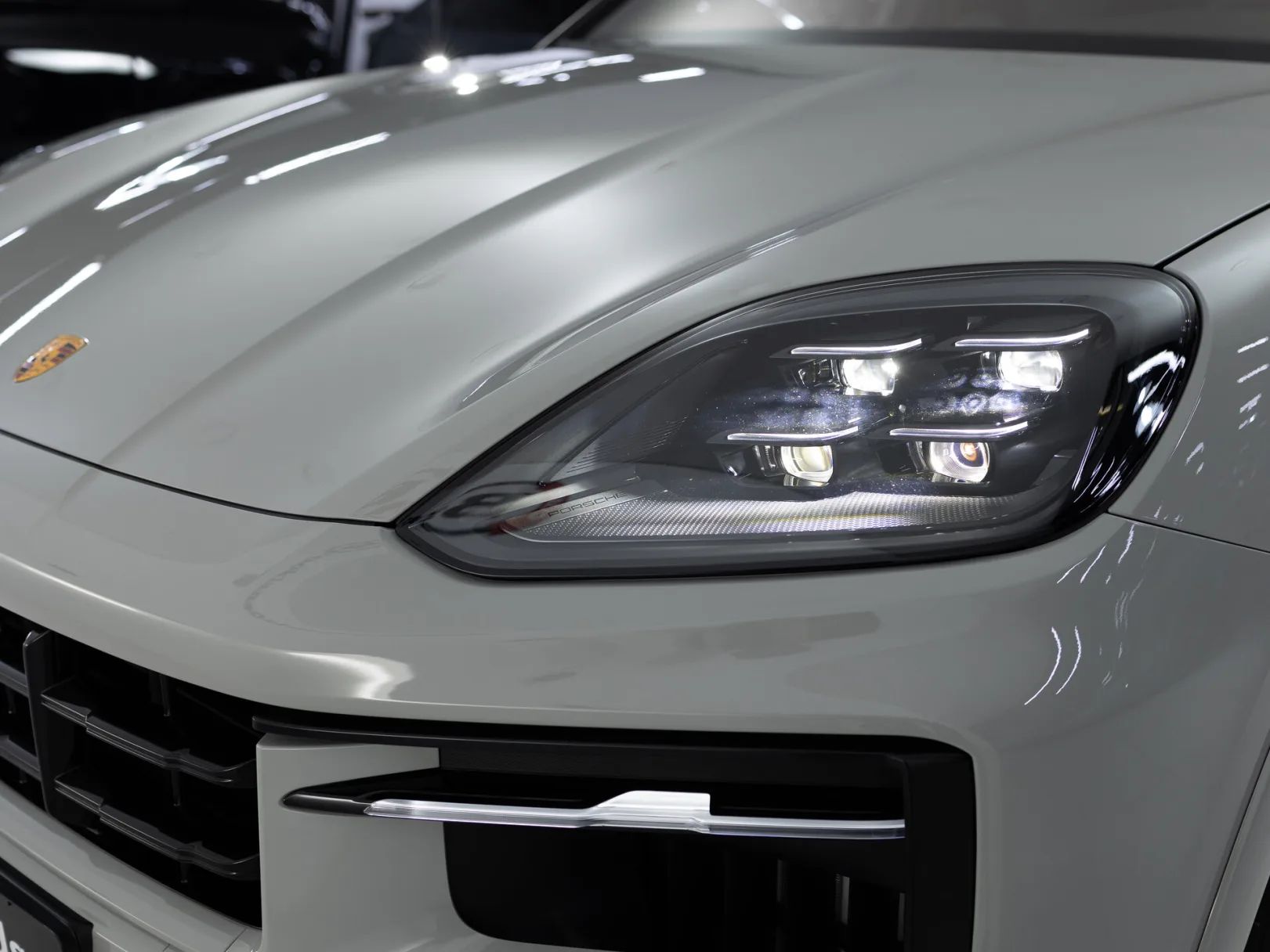Porsche Cayenne GTS Coupé III Рестайлинг, 2024 — экстерьер, фото 29