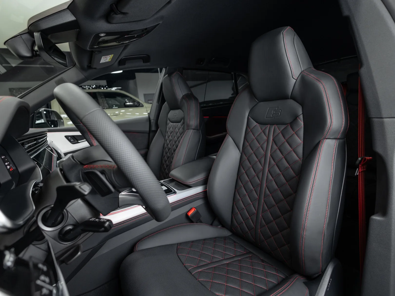 Audi Q8 55 TFSI I (4M) Рестайлинг, 2025 — экстерьер, фото 10