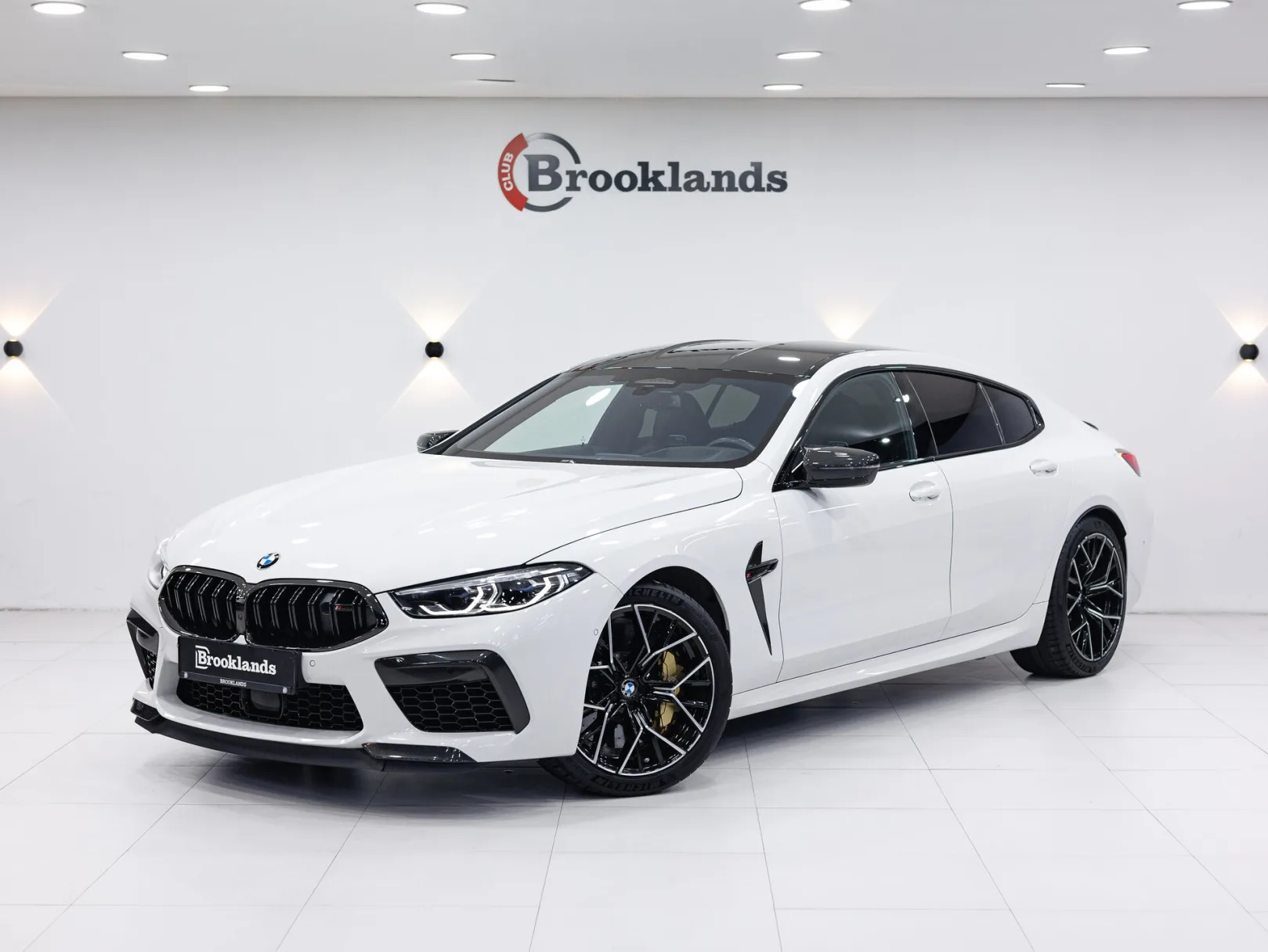 BMW M8 М8 Competition I (F91/F92/F93), 2021 — экстерьер, фото 1
