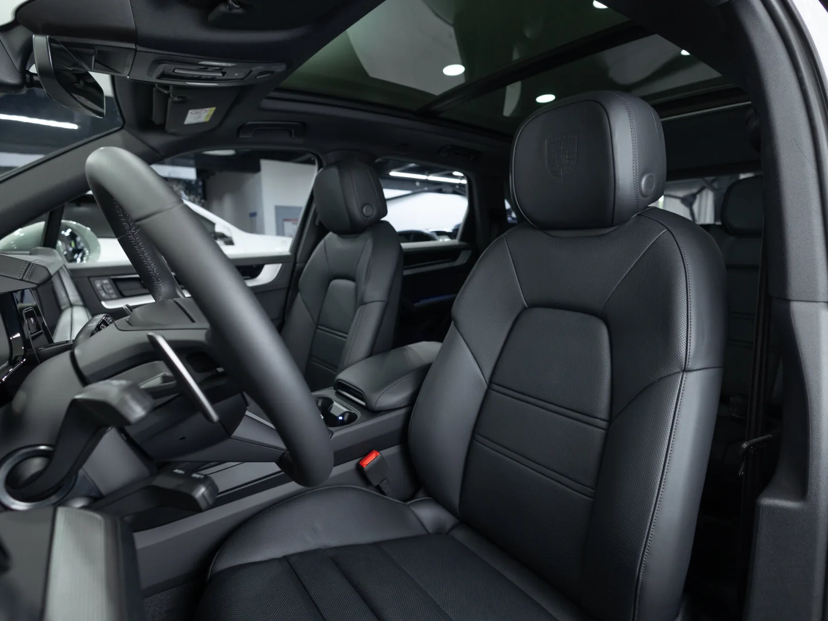 Porsche Cayenne Базовая III Рестайлинг, 2025 — экстерьер, фото 10
