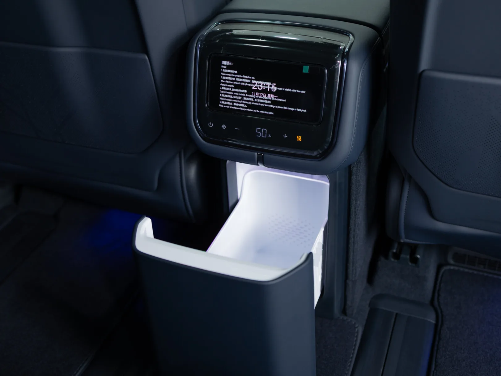 Zeekr 9X Max (6 seats) I, 2025 — экстерьер, фото 31