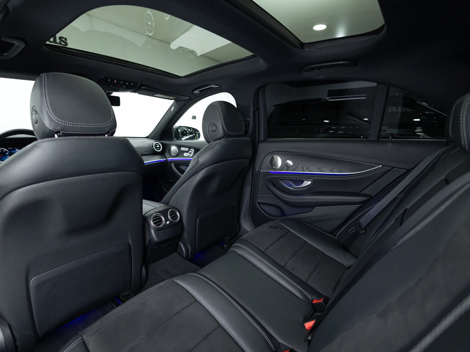 Mercedes-Benz E-Класс E 200 4MATIC Sport Plus V (W213, S213, C238) Рестайлинг, 2021 — экстерьер, фото 25