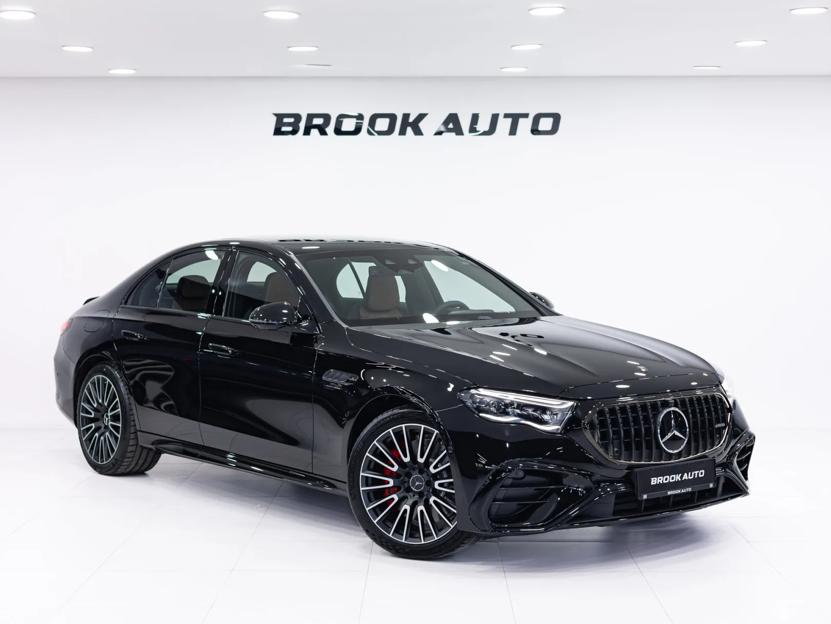 Mercedes-Benz E-Класс AMG E 53 4MATIC+ VI (W214), 2024 — экстерьер, фото 3
