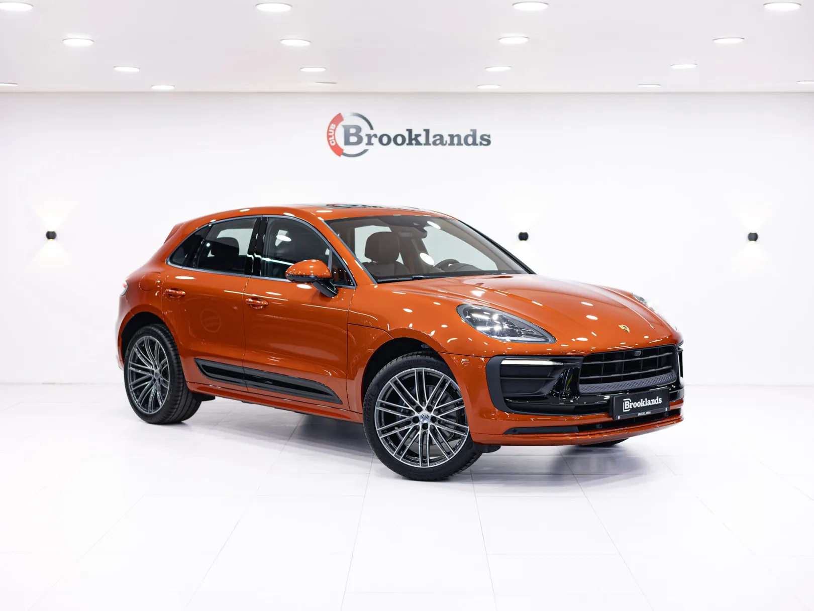 Porsche Macan Базовая I Рестайлинг 2, 2024 — экстерьер, фото 3