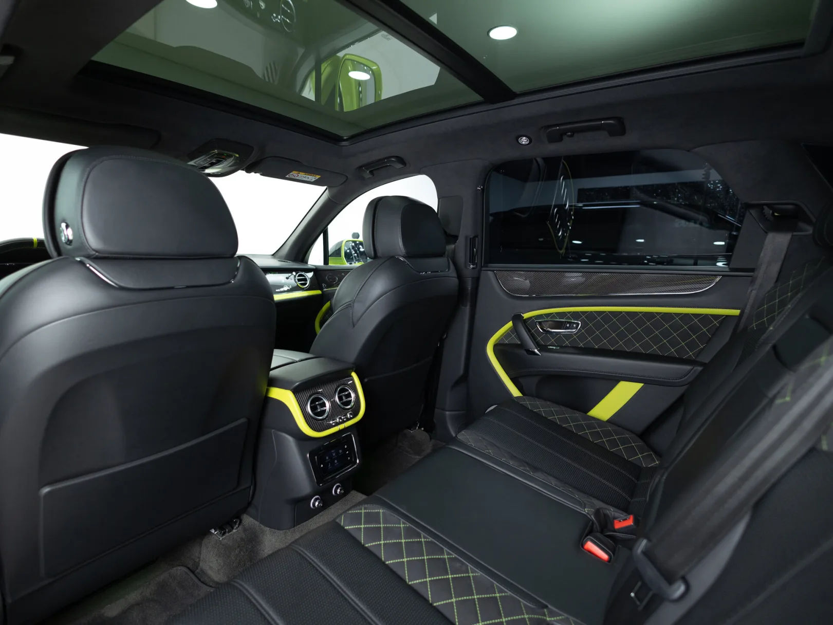 Bentley Bentayga Individual I, 2019 — экстерьер, фото 28