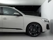 Audi Q7 55 TFSI quattro tiptronic II (4M) Рестайлинг 2, 2024 — экстерьер, фото 33