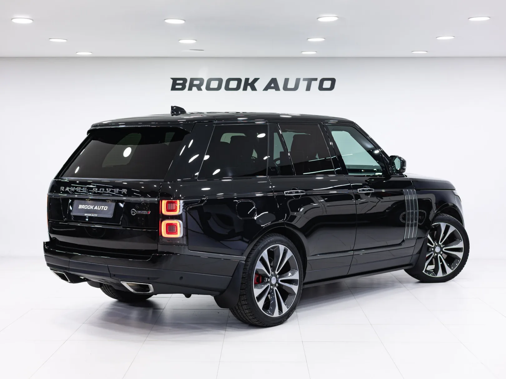 Land Rover Range Rover SVAutobiography Dynamic IV Рестайлинг, 2020 — экстерьер, фото 4